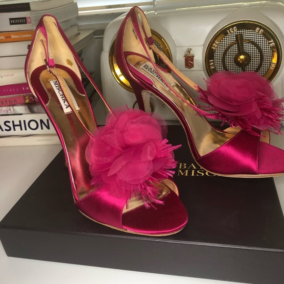 ❌SOLD❌ Badgley Mischka Kiwi Sandal **Never Worn** - Picture 4 of 8